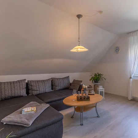 Schwalbennest Holtgast