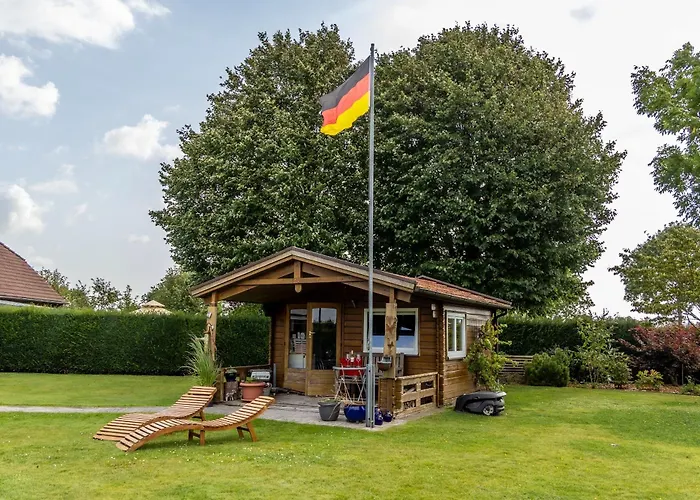 Schwalbennest * Holtgast